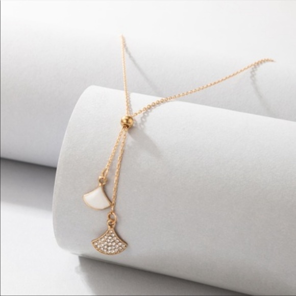 Fan Lariat Necklace - Picture 3 of 4